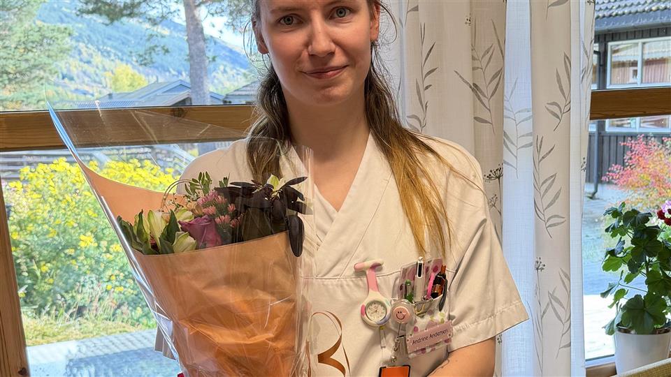 Lenke til artikkel: Sel kommune gratulerer Andrine Andersen med bestått fagprøve i helsefag!